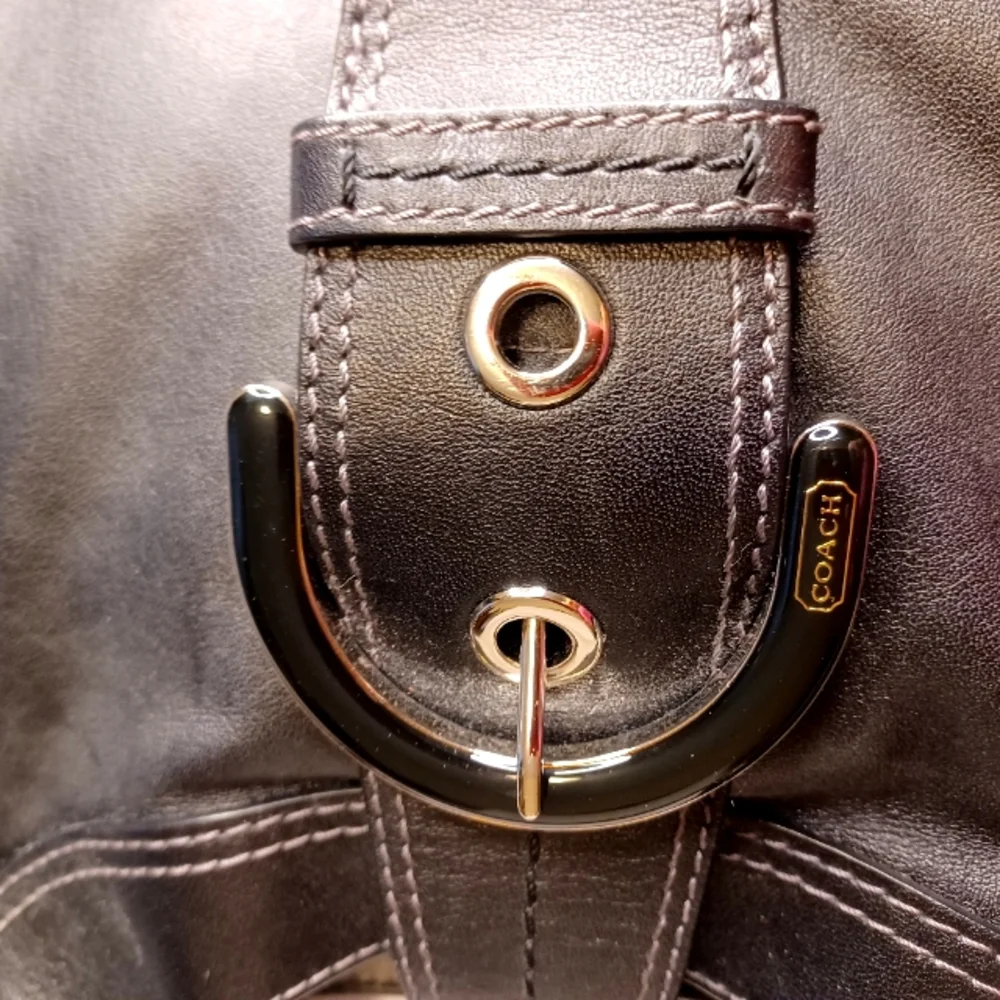 Coach Soho Leather Three Compartment Shoulder Bag Purse Black